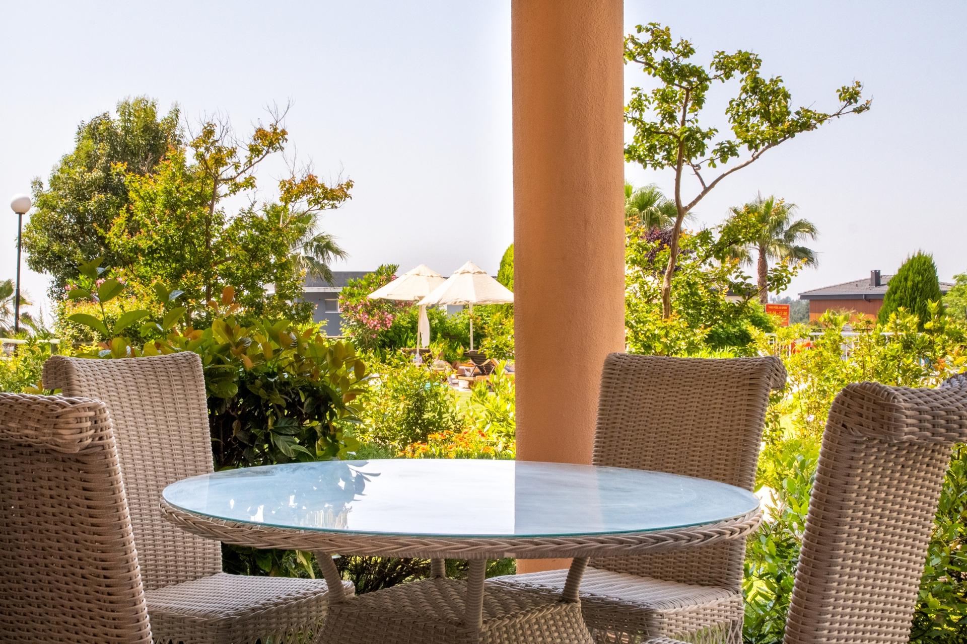 You can spend enjoyable moments with your loved ones on the balcony overlooking the backyard.