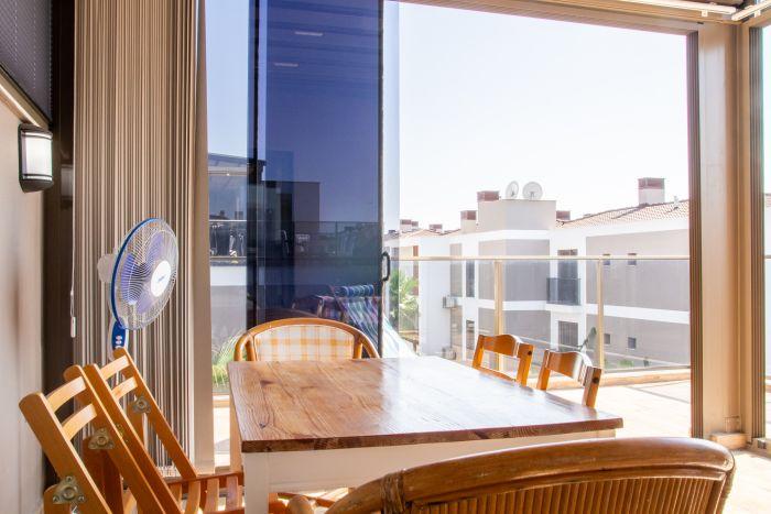 Enjoy alfresco dining on your balcony...