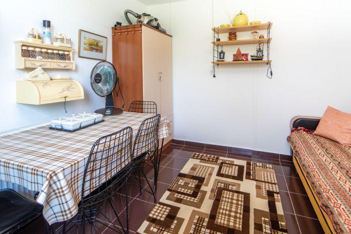 Chic Flat w Shared Pool and Garden in Dogusbelen