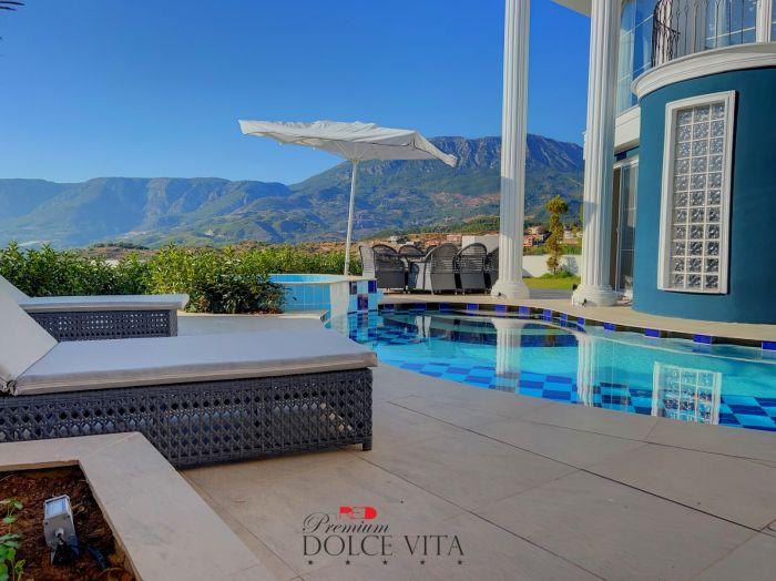 Antalya'da Doğayla İç İçe ve Özel Havuzlu Muhteşem Villa | Red Dolce Vita