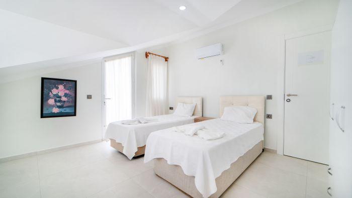 There are FIVE bedrooms available in our villa..