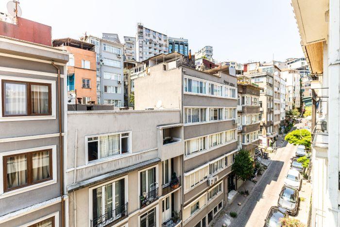 The view from the French balcony in the living room is fantastic! You can get lost in the charm of Beyoğlu streets while staying at our home.