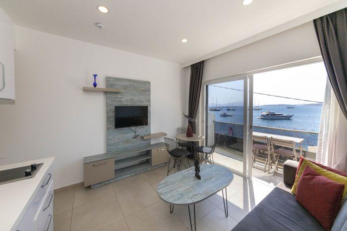 Seafront Flat with Excellent Sea View in Bodrum