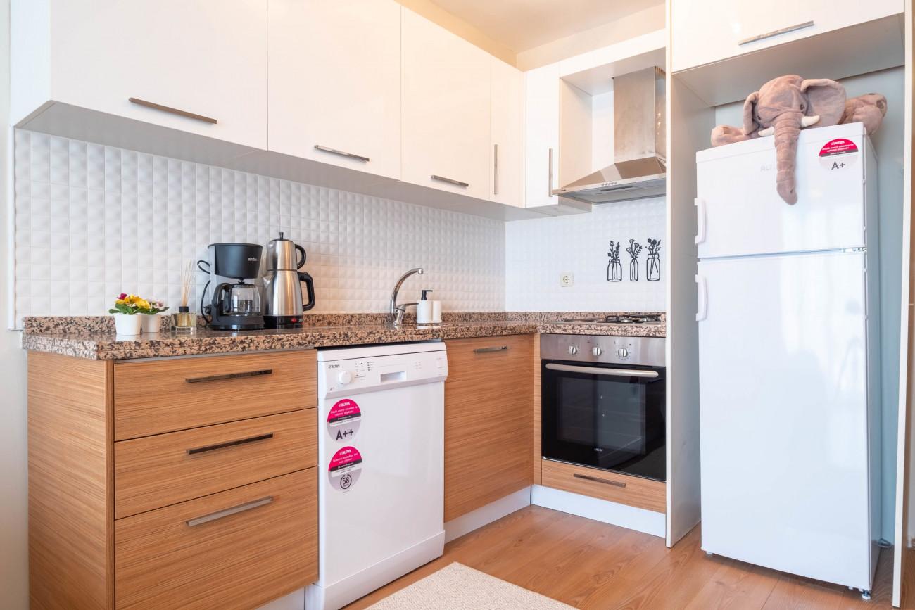 The kitchenette is fully equipped to satisfy all your needs.
