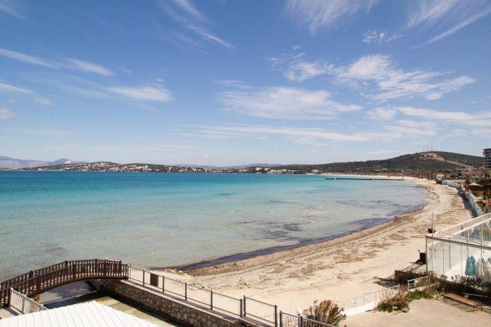 Apartment with Amazing View near Beach in Cesme