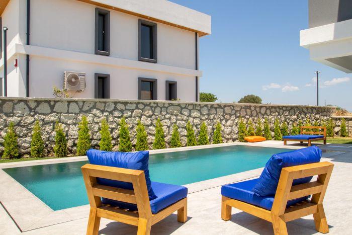 Lovely Villa with Private Pool in Alacati, Cesme