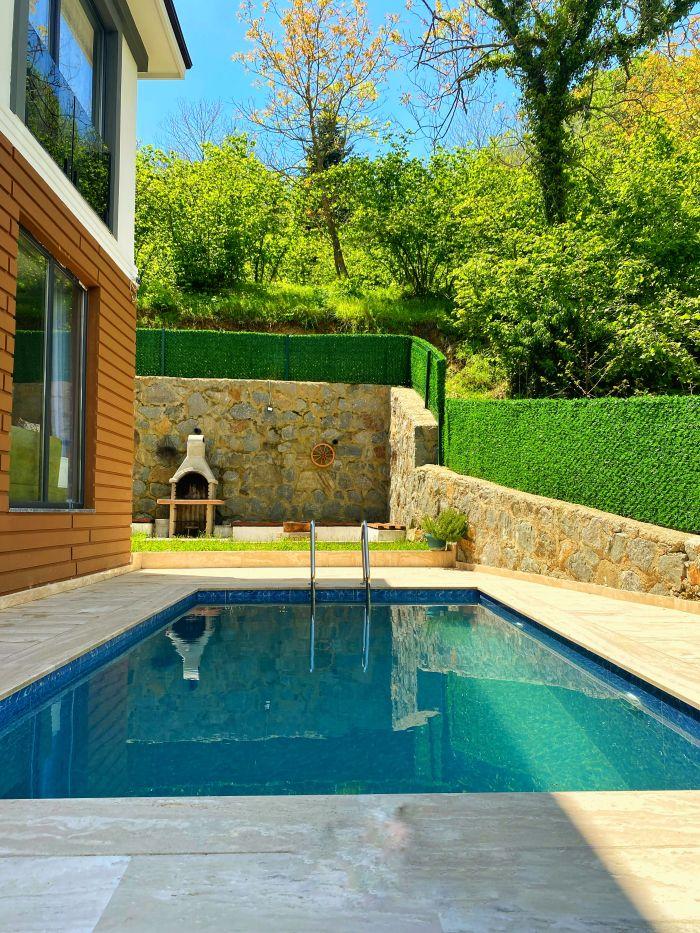 Villa w Pool and Garden 5 min to Sapanca Lake