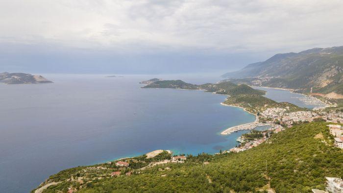 Antalya'da Deniz ve Doğa Manzaralı Huzurlu Ev | Lucina