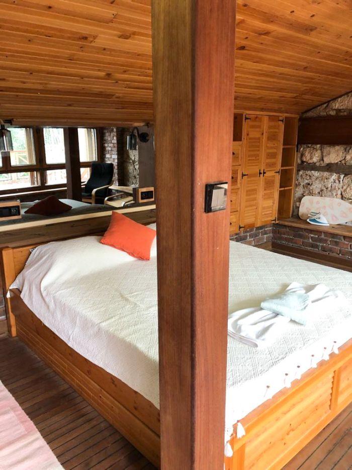 A hidden gem in Demre, Antalya... Just imagine resting in this perfect bedroom, free from the troubles of modern life.