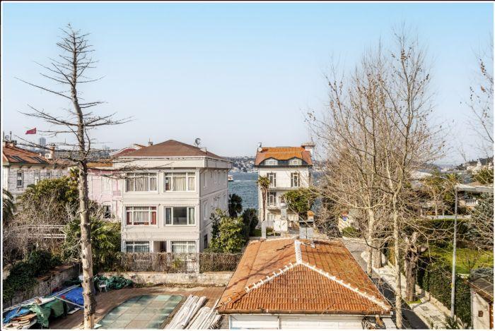 Mansion w Bosphorus View with Balcony and Garden