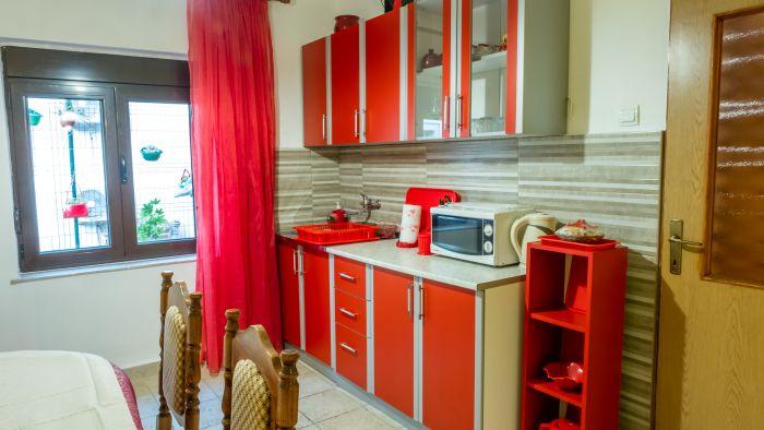 Prepare mouthwatering meals in our fully equipped kitchen, complete with modern appliances. 