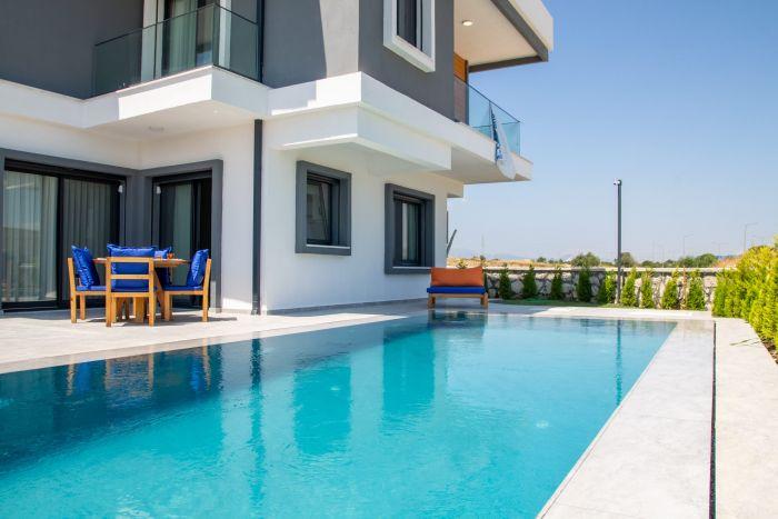 Amazing Villa with Private Pool in Alacati Cesme