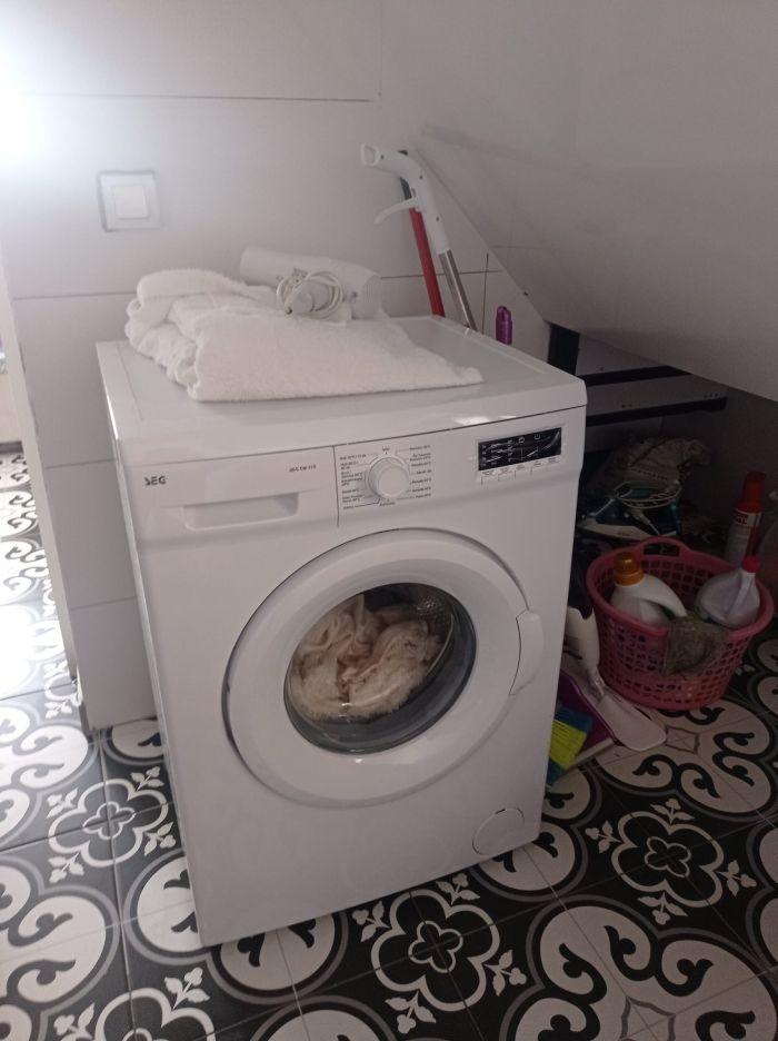 No need to worry about dirty clothes! Washing machine is at your service...