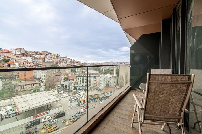 Beyoğlu'nda Balkonlu Modern Daire | Benesta Beyoğlu 2