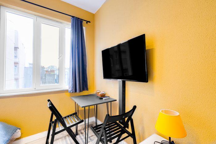 Suite w King Bed and AC near Sultanahmet