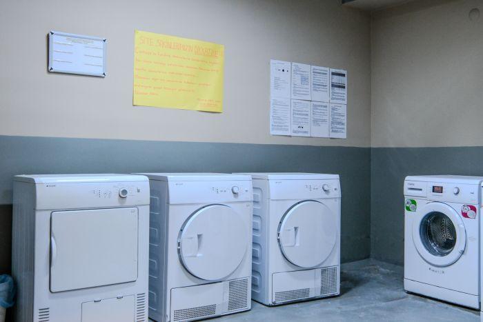 Shared washing machines are available here.