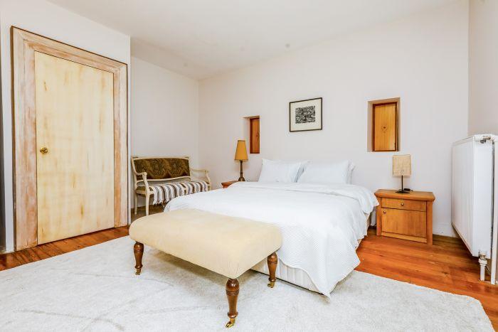 The bedroom is designed based on the minimalist style. 
