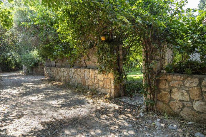 Bodrum Bitez'de Bahçeli Geniş ve Ferah Ev | Hidden Paradise
