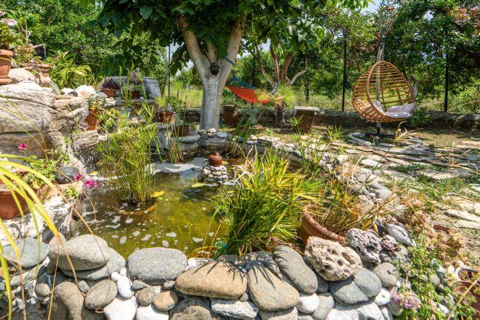 Muğla Köyceğiz Döğüşbelen'de BBQ ve Verandası Olan Bahçeli Şık Tasarımlı Tatil Evi | KüçükEv