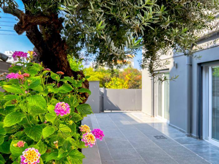 Magnificent Villa with Private Pool in Kyrenia