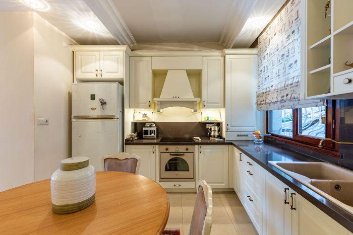 Our home's kitchen is large as the other rooms where you will want to spend more time here.
