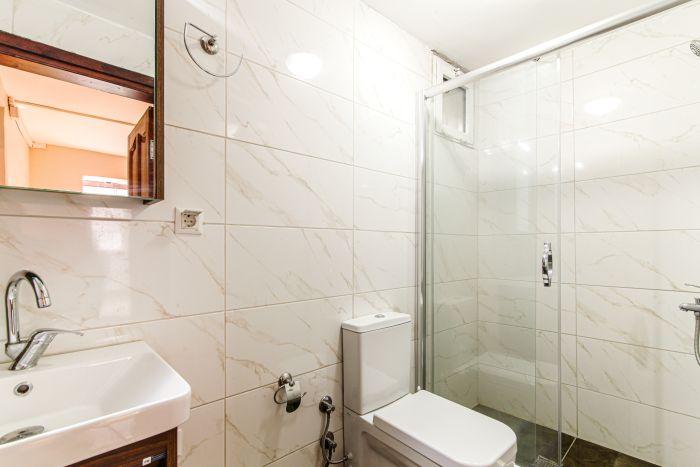 Our single house has two bathrooms. One of them feautures a large shower cabin. 