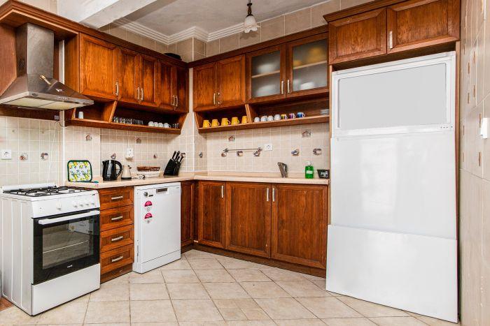 Our cozy and convenient kitchen is equipped with all the necessary appliances and utensils.