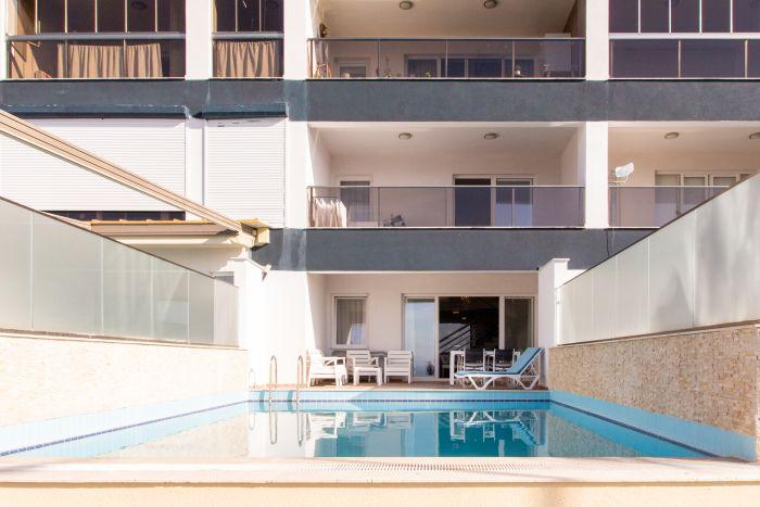 A dreamy flat with a private pool and sea view in Kusadasi where you can enjoy a perfect holiday.