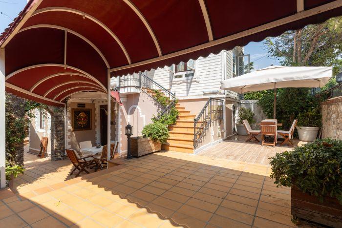 Fancy Studio w Garden and Balcony in Beylerbeyi