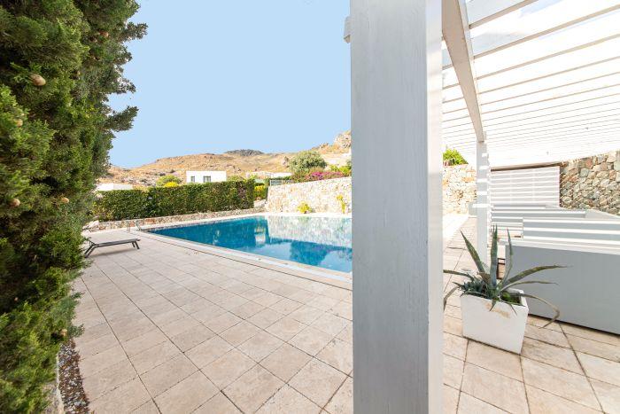 Would you like to cool off in your private pool against the Bodrum heat?