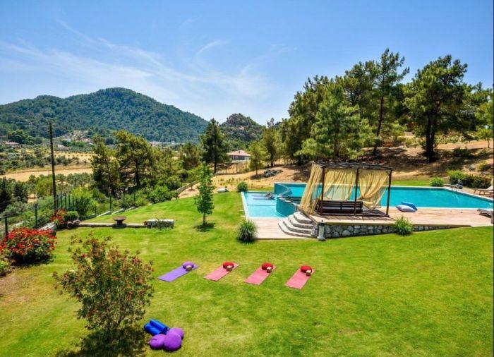 Greenery Home with Shared Pool in Marmaris