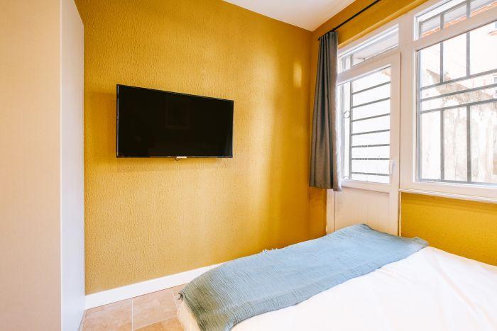 Modern Suite w King Bed 20 min to Hagia Sophia