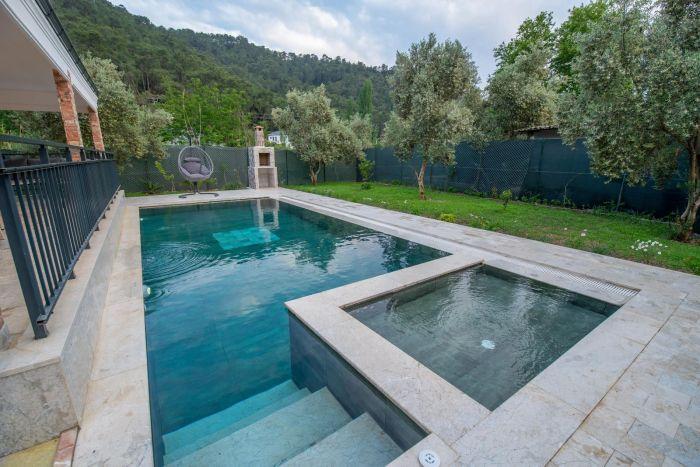 Villa Close to Inlice Beach with Pool in Fethiye