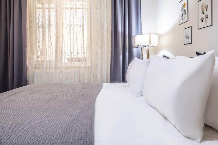 We will provide clean linens before your arrival.