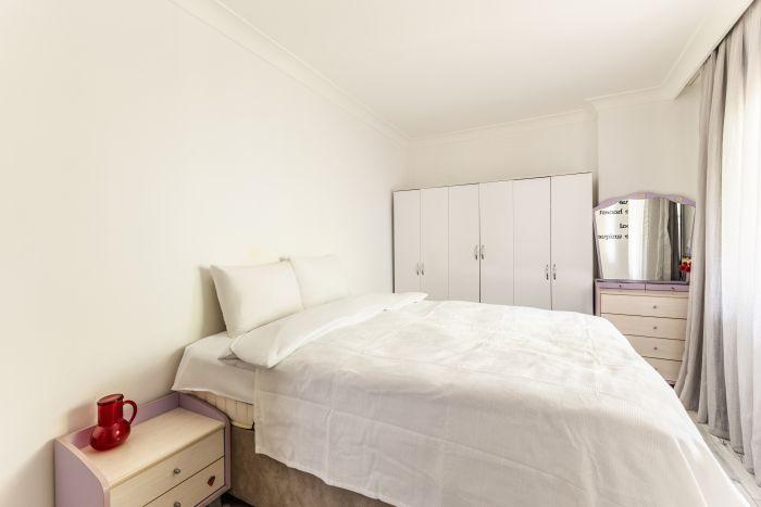 Our bedroom is at your service with its comfortable double bed, large wardrobe and make-up table.