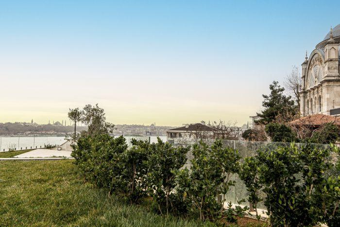 Flat with Panoramic Bosphorus View in Cihangir