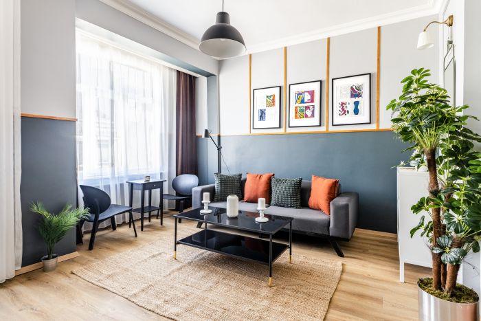This sophisticated flat awaits you in the center of Beyoglu. Do not miss this once in a lifetime opportunity and book now!