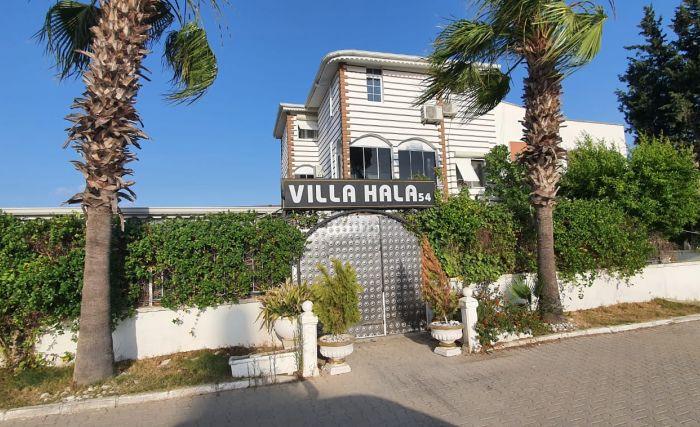 Glorious Villa with Private Pool in Antalya
