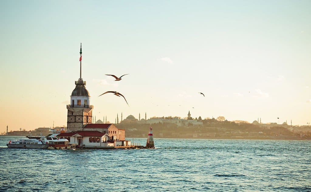 maiden tower historical places of istanbul