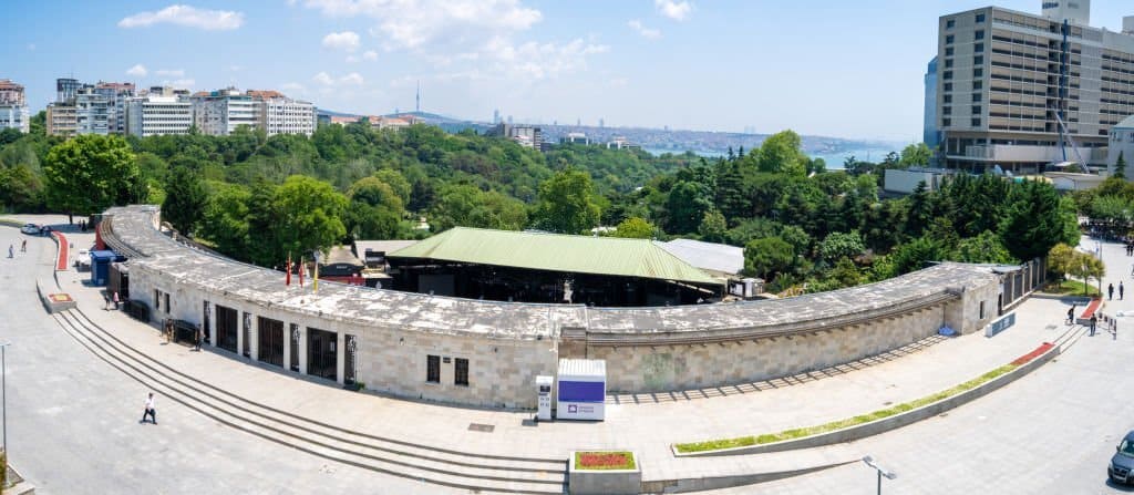 harbiye cemil topuzlu açıkhava tiyatrosu