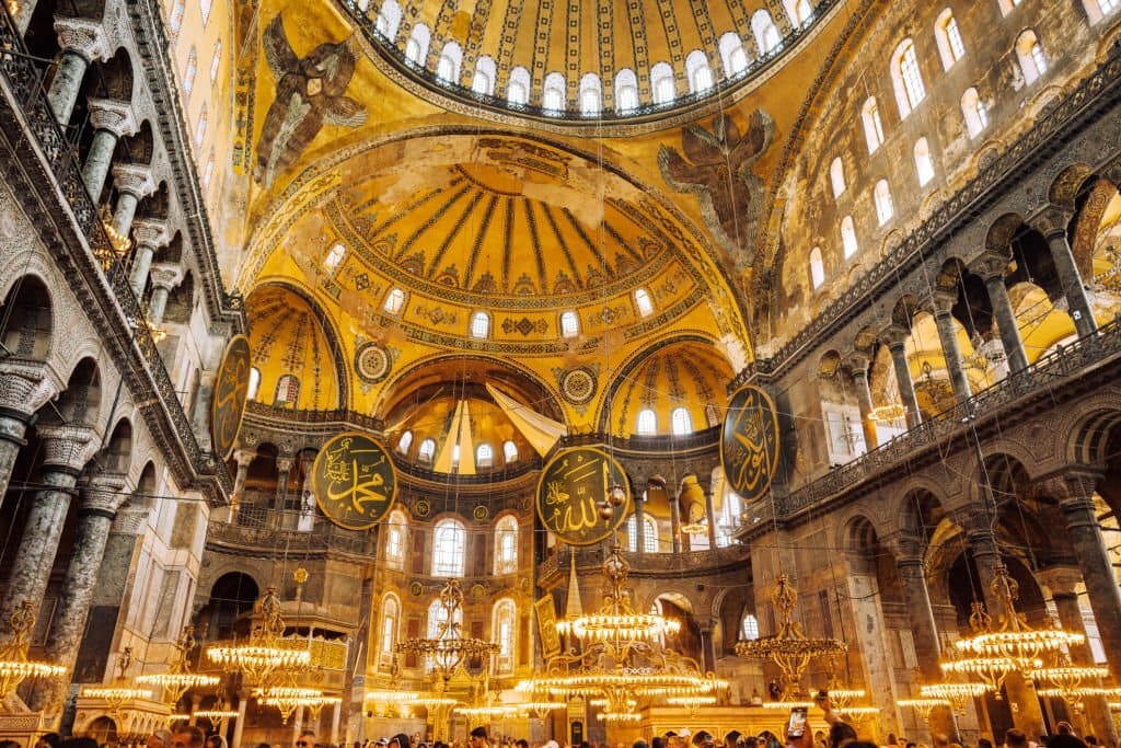 ayasofya-fatih-gezilecek-yerler-1