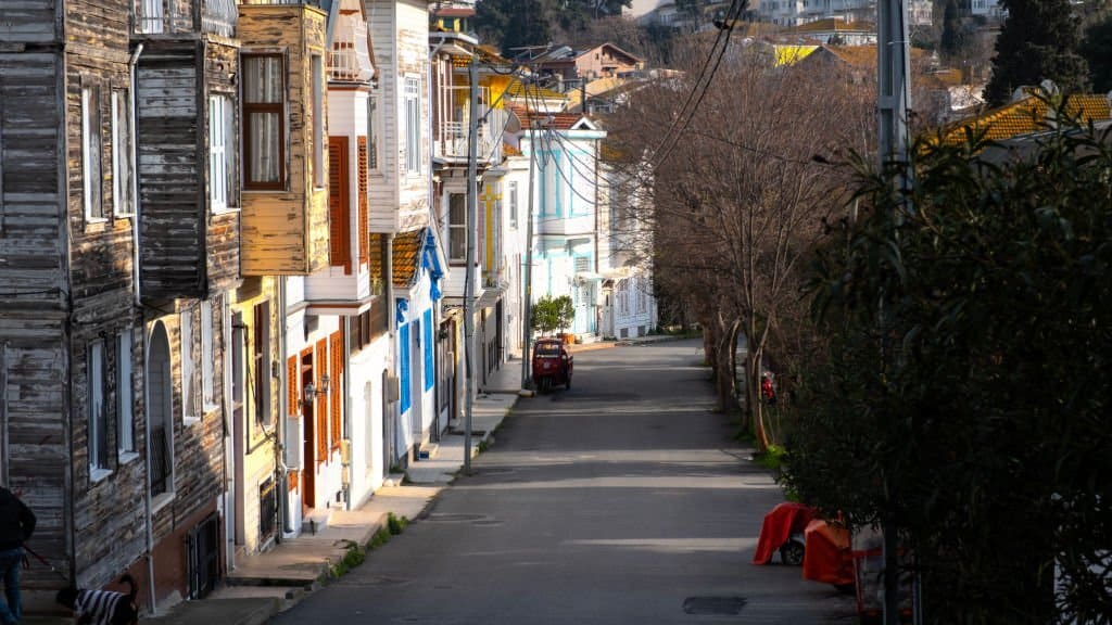 Adalar gezilecek yerler köşkler