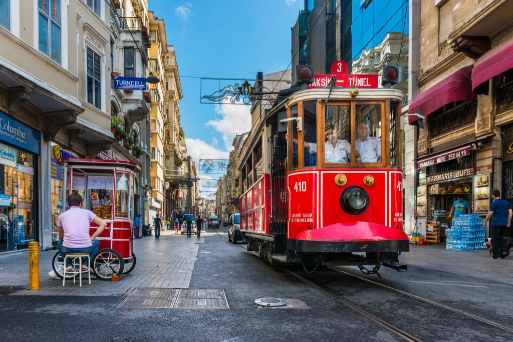 istanbul avrupa yakası, beyoğlu, istiklal caddesi