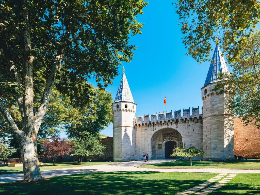 historical places of istanbul topkapi palace