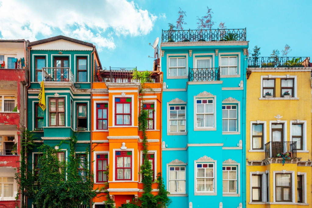 istanbul tarihi simgeleri, balat, balat renkli evler
