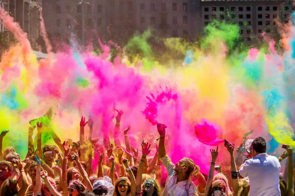 istanbul festivals holifest